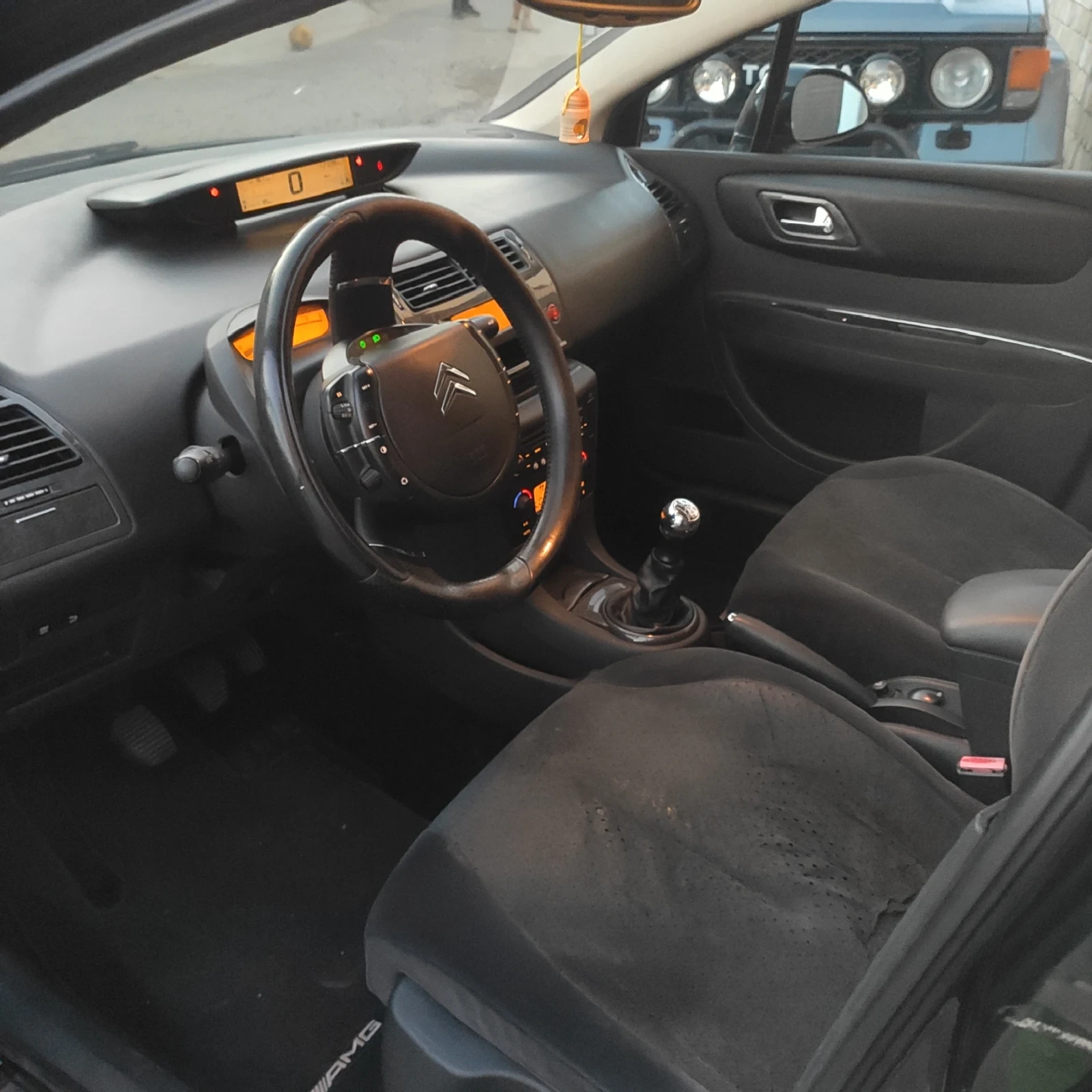 Citroen C4, снимка 8 - Автомобили и джипове - 55477598