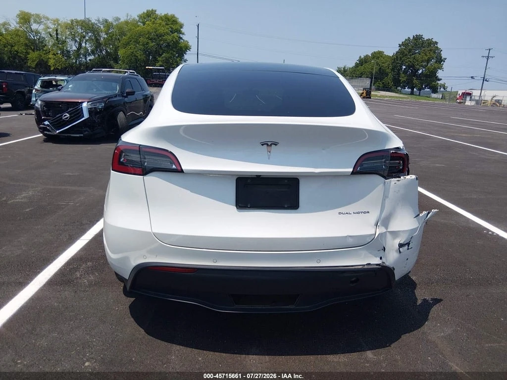 Tesla Model Y LONG RANGE DUAL MOTOR ALL WHEEL DRIVE * CARFAX * , снимка 5 - Автомобили и джипове - 55877854