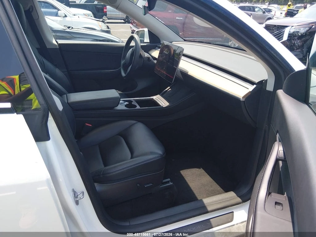 Tesla Model Y LONG RANGE DUAL MOTOR ALL WHEEL DRIVE * CARFAX * , снимка 8 - Автомобили и джипове - 55877854