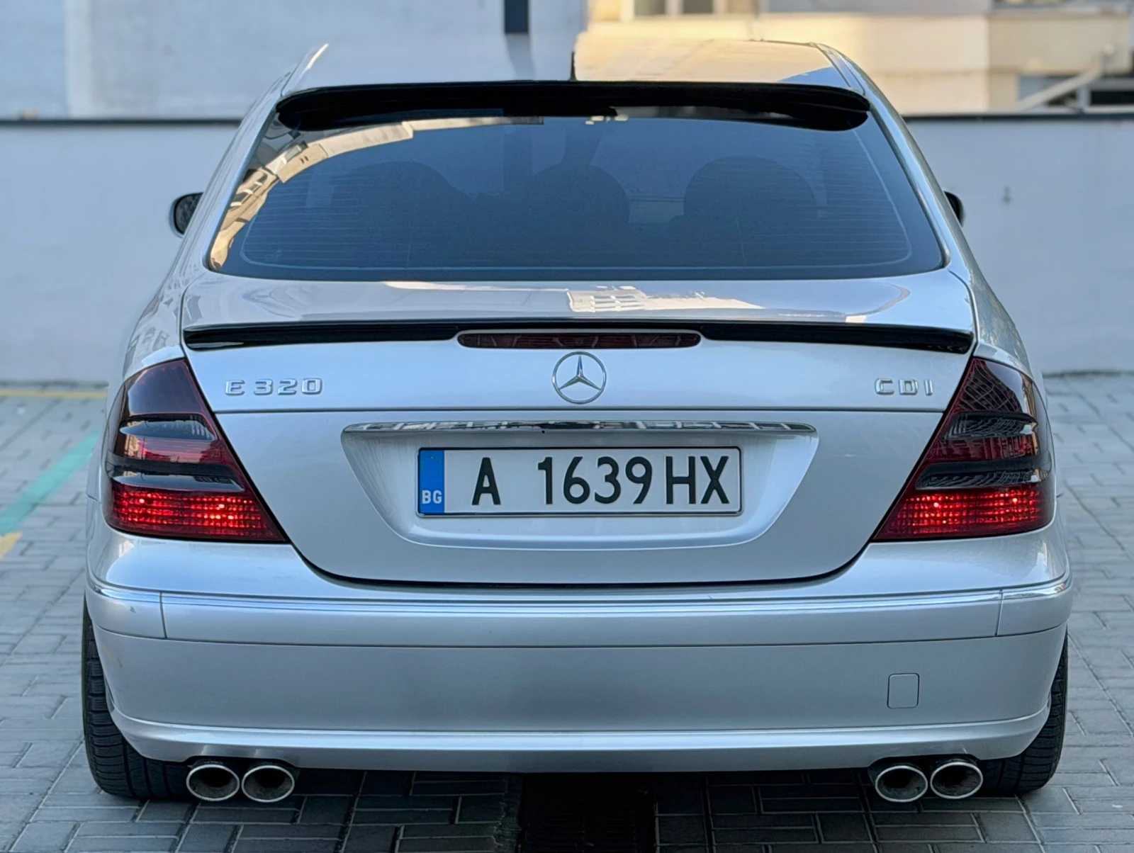 Mercedes-Benz E 320 204 к.с Редовия! Avantgarde , снимка 8 - Автомобили и джипове - 55879501