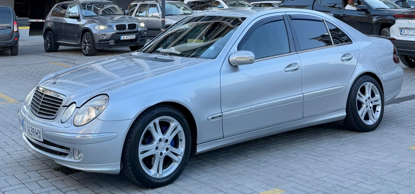Mercedes-Benz E 320 204 к.с Редовия! Avantgarde , снимка 2 - Автомобили и джипове - 55879501
