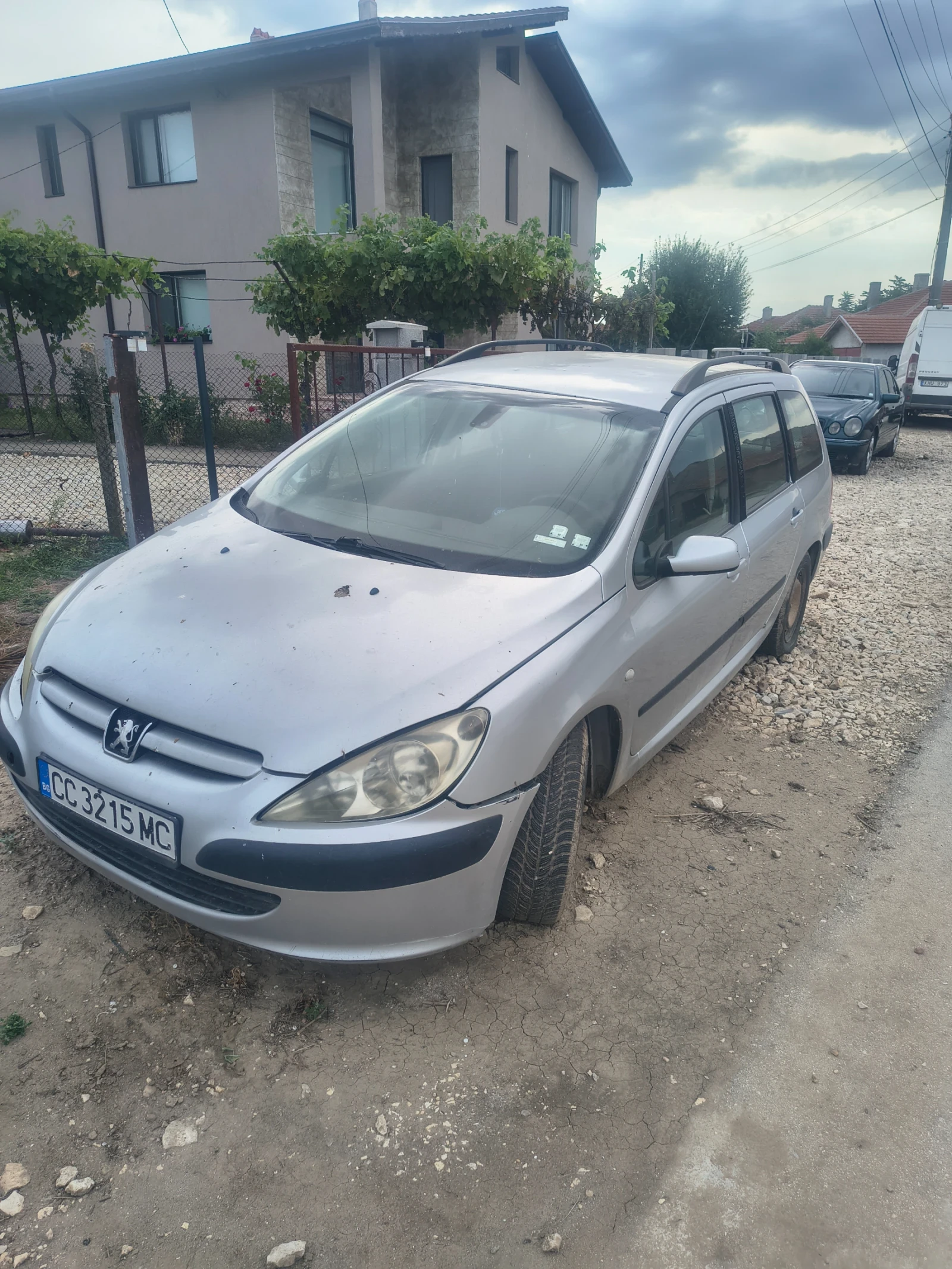 Peugeot 307  SW Комби 