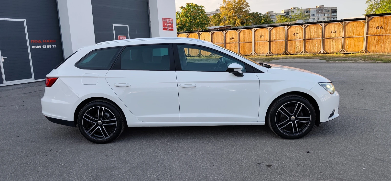 Seat Leon 1.2 TSI 105к.с * Matrix light* , снимка 6 - Автомобили и джипове - 55947504