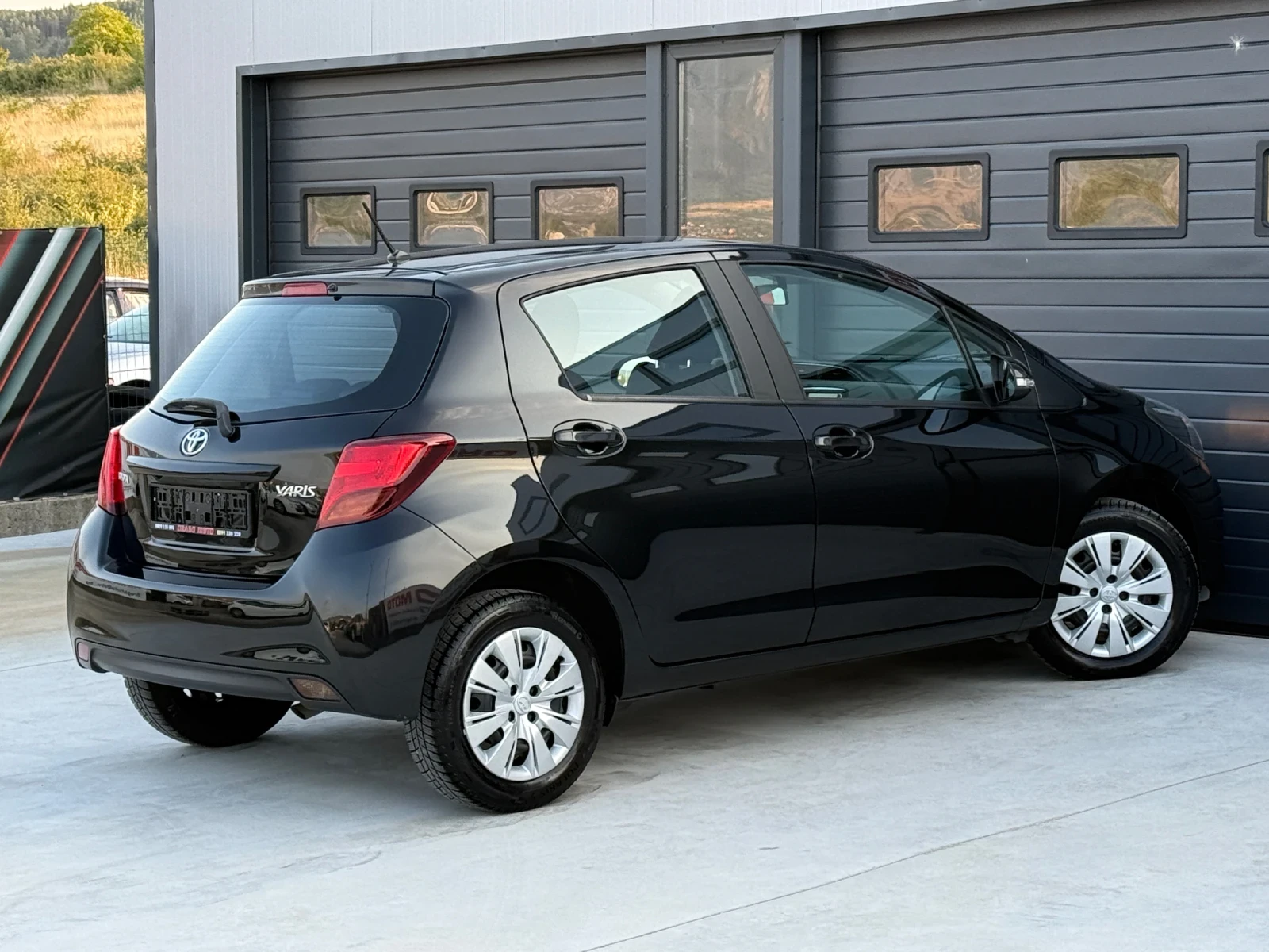 Toyota Yaris 1.4D4D, EURO 6B! * 97 000км* KTEO OK! ТОП!, снимка 6 - Автомобили и джипове - 55972721
