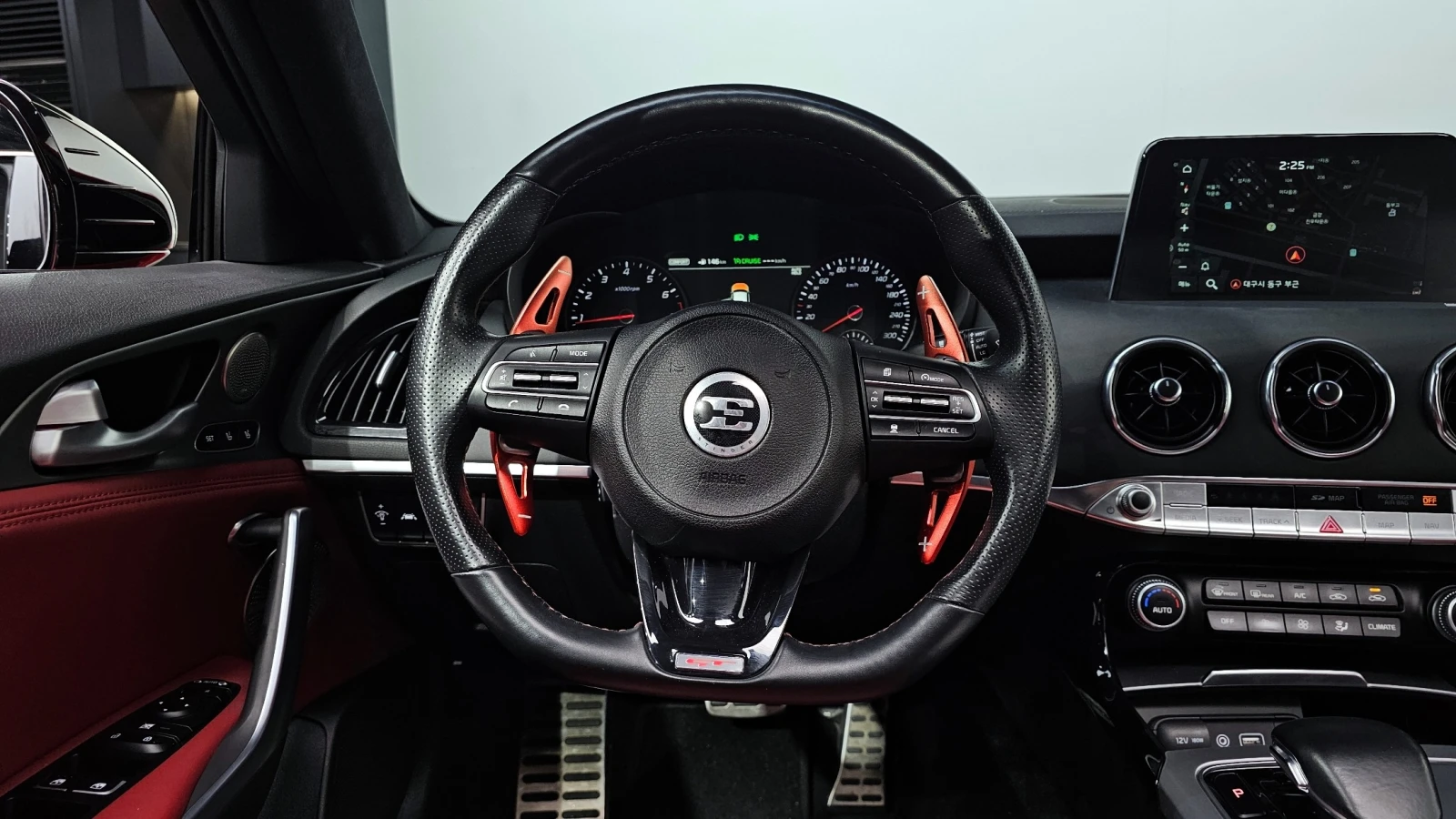 Kia Stinger 2019 3.3 Turbo GT AWD* Без инциденти, снимка 8 - Автомобили и джипове - 56125961