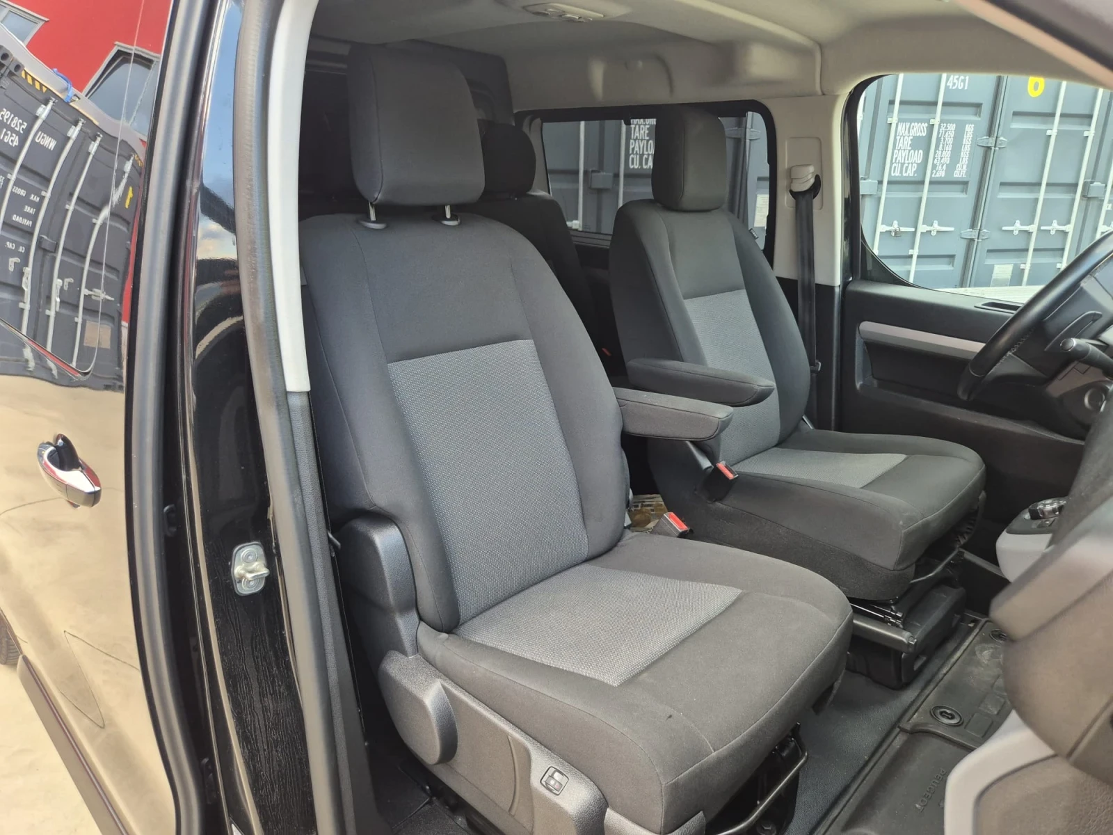 Peugeot Expert 2.0HDI* 177ps* NAVI* AVTOMAT* FULL* , снимка 11 - Автомобили и джипове - 56261486