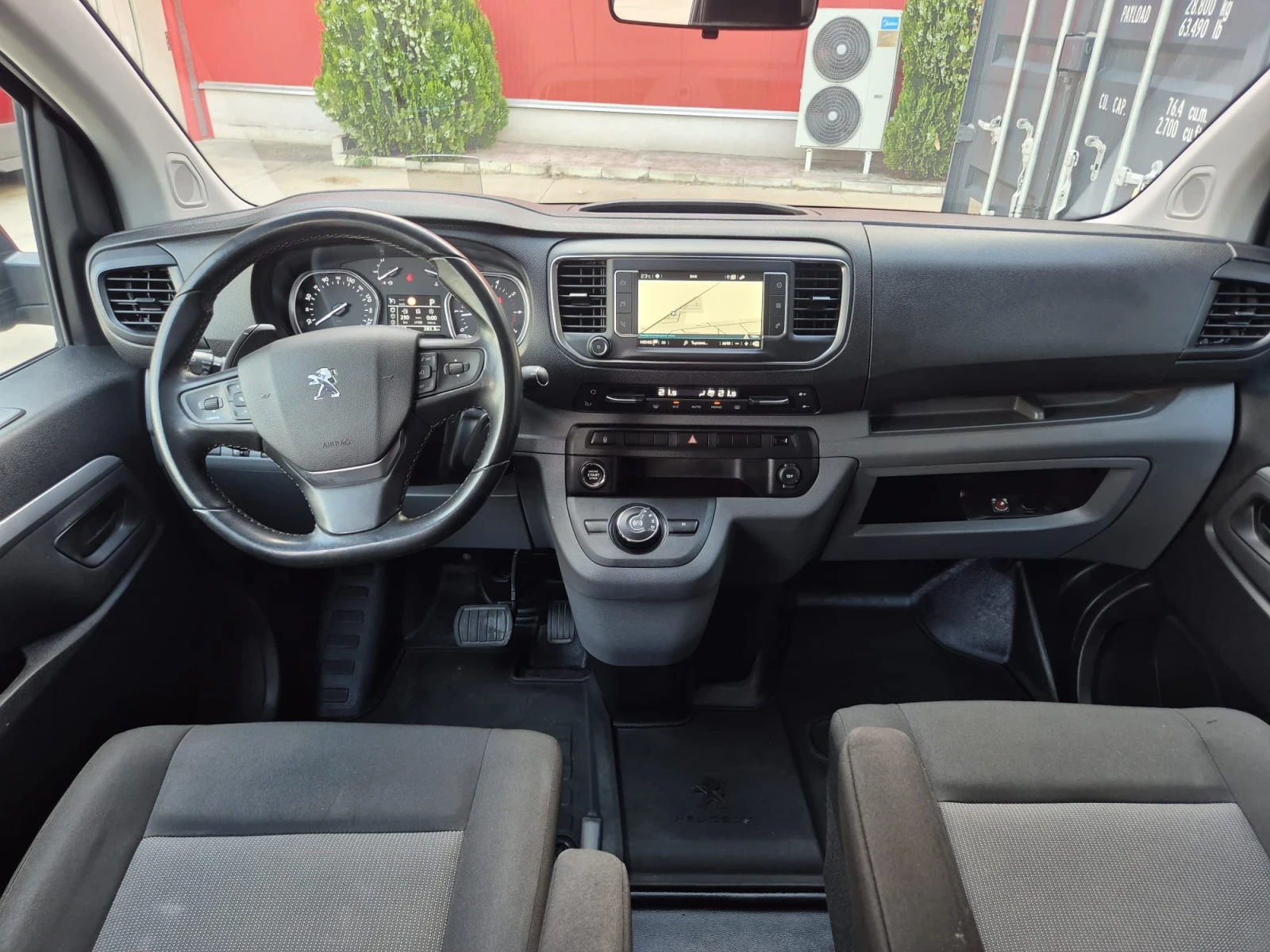 Peugeot Expert 2.0HDI* 177ps* NAVI* AVTOMAT* FULL* , снимка 9 - Автомобили и джипове - 56261486