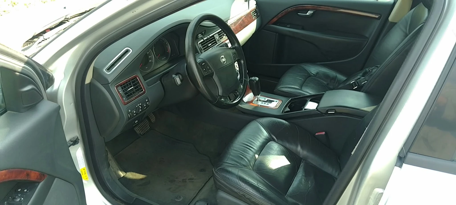 Volvo Xc70, снимка 6 - Автомобили и джипове - 56442950