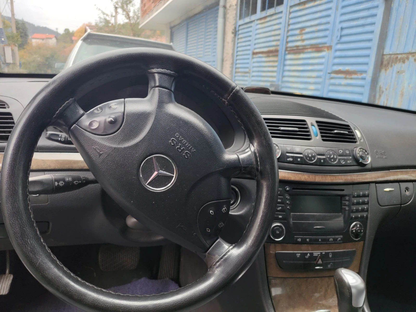 Mercedes-Benz E 270, снимка 6 - Автомобили и джипове - 56553151