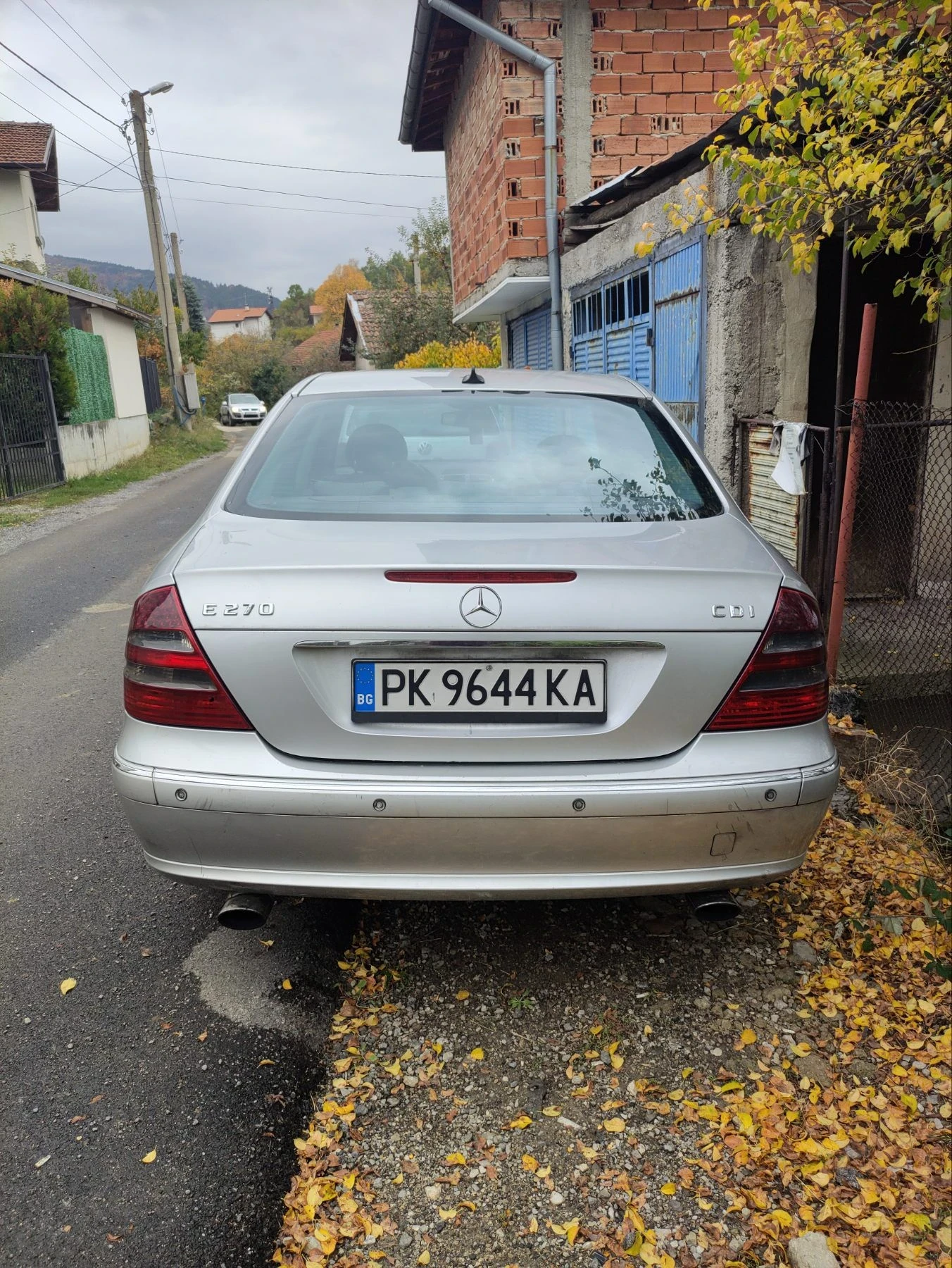 Mercedes-Benz E 270, снимка 2 - Автомобили и джипове - 56553151
