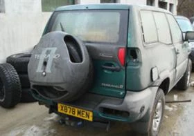 Nissan Terrano 2.7  tdi i 2.4i, снимка 2