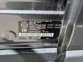 Toyota Rav4 * XLE * CARFAX * ПАНО * KEYLESS * ПОДГРЕВ, снимка 11