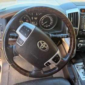 Toyota Land cruiser 200 V8, снимка 10
