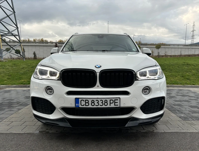 BMW X5 35i M Pack * Panorama * Headup * Carplay * Подгрев, снимка 2 - Автомобили и джипове - 48244969