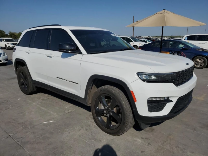 Jeep Grand cherokee LIMITED Distronic* KeylessGO* CarPlay* Digital* , снимка 1 - Автомобили и джипове - 49210135