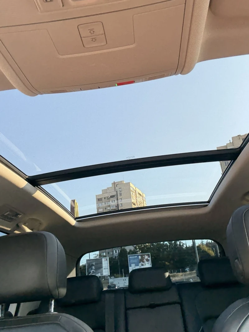 VW Tiguan 2.0tdi DSG     , снимка 12 - Автомобили и джипове - 51752613