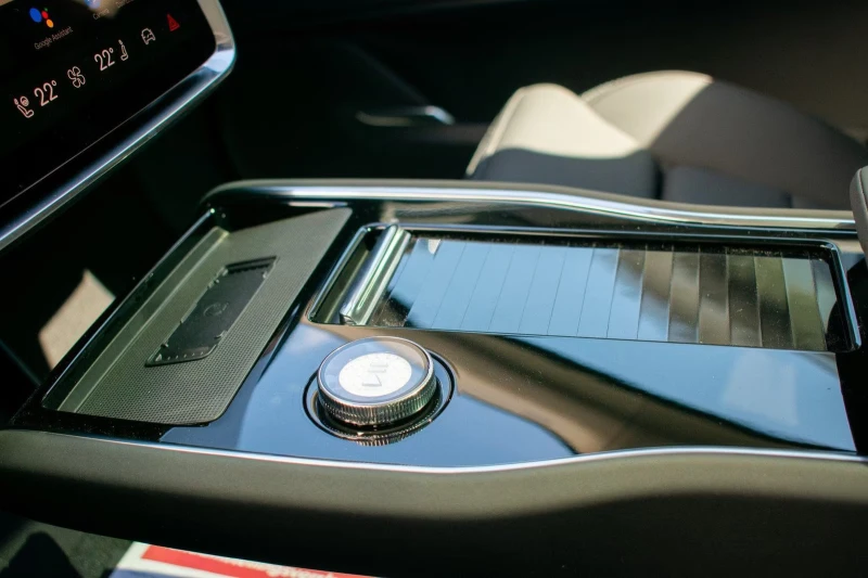 Volvo EX90 SINGLEMOTOR/279HP/360CAM/ACC/BSA/AMBI/L.ASS/974f, снимка 12 - Автомобили и джипове - 52725274