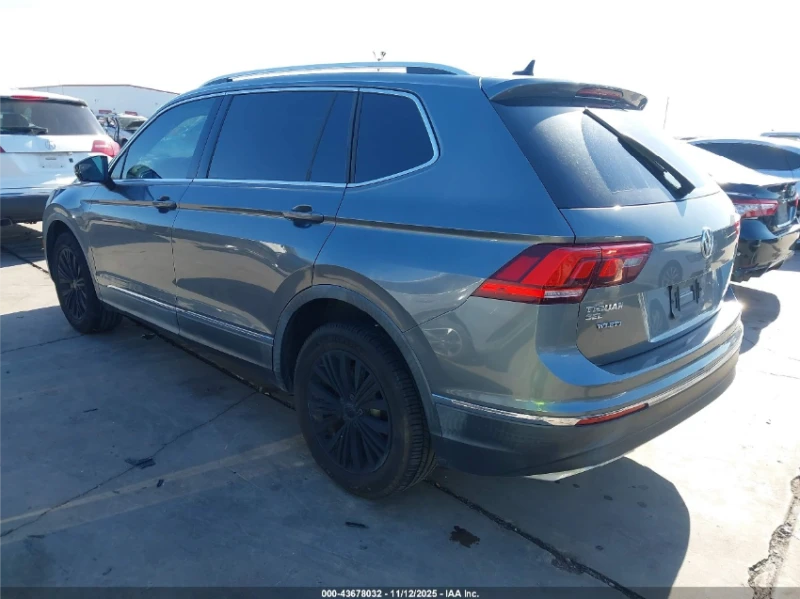 VW Tiguan 2.0T SEL* ПОДГРЕВ* PANO* КАМЕРА* КОЖА, снимка 4 - Автомобили и джипове - 53163206
