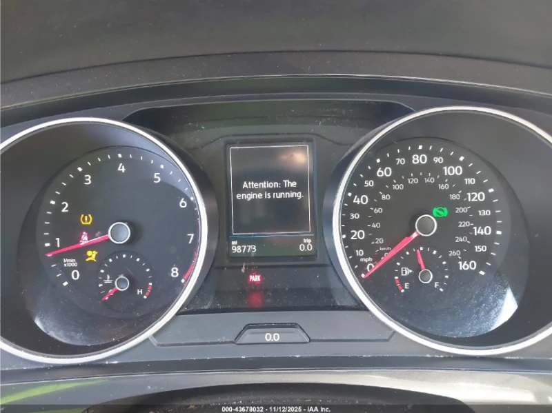 VW Tiguan 2.0T SEL* ПОДГРЕВ* PANO* КАМЕРА* КОЖА, снимка 8 - Автомобили и джипове - 53163206