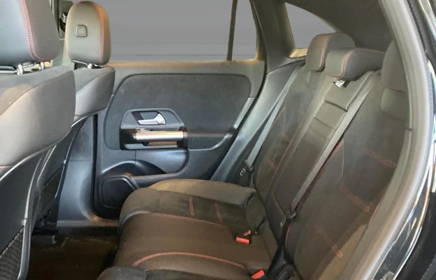 Mercedes-Benz EQA 300 4Matic = AMG Line = Advanced Гаранция, снимка 10 - Автомобили и джипове - 53036231