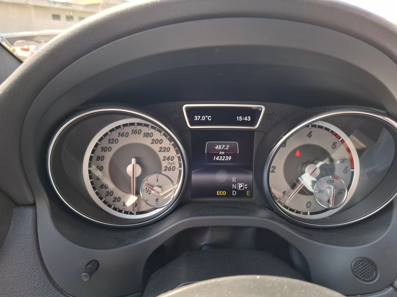 Mercedes-Benz GLA 220 2.2 CDI  - изображение 10