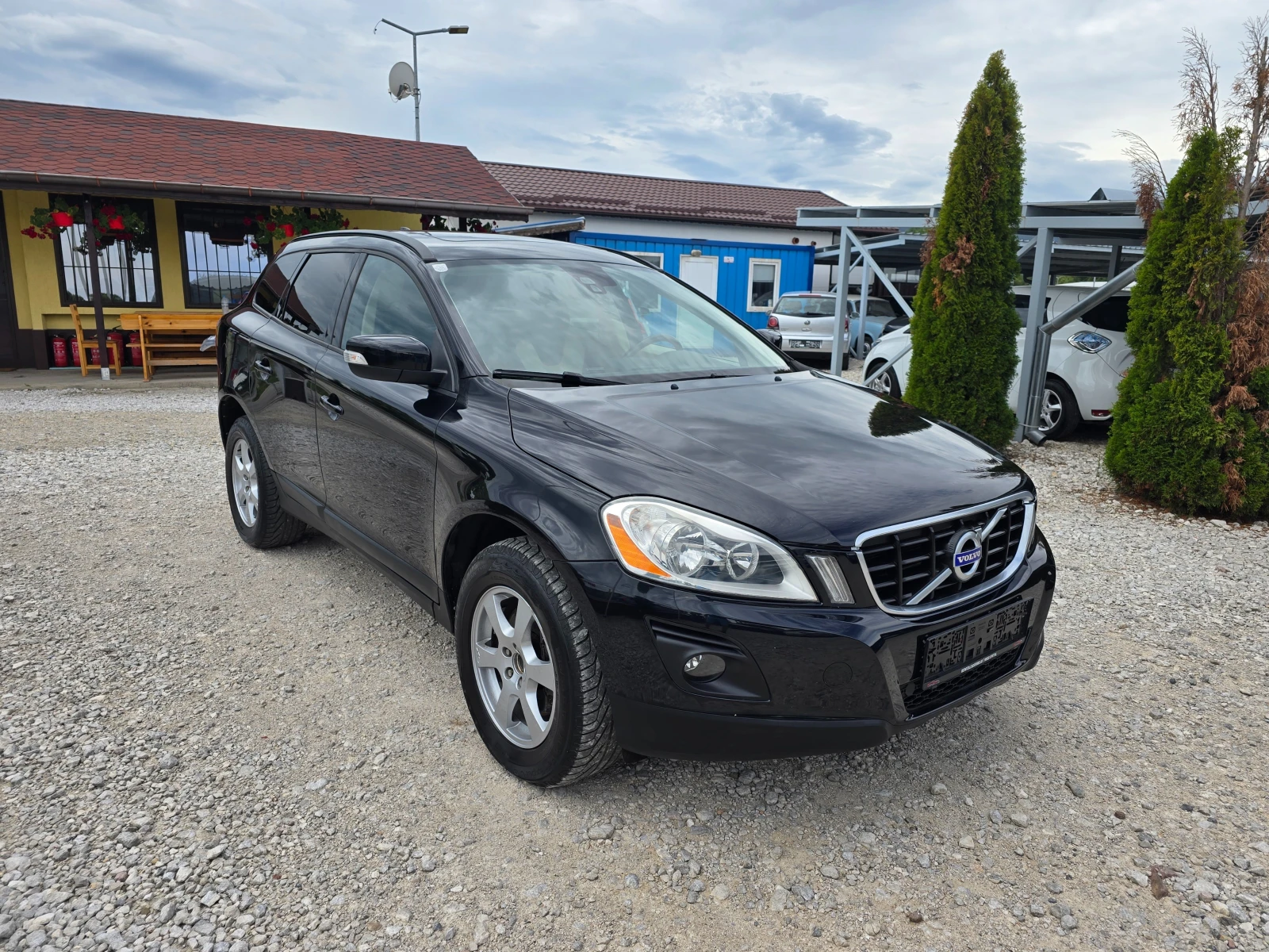 Volvo XC60 2.4 D АВТОМАТИК !! РЕАЛНИ КМ !! - изображение 7