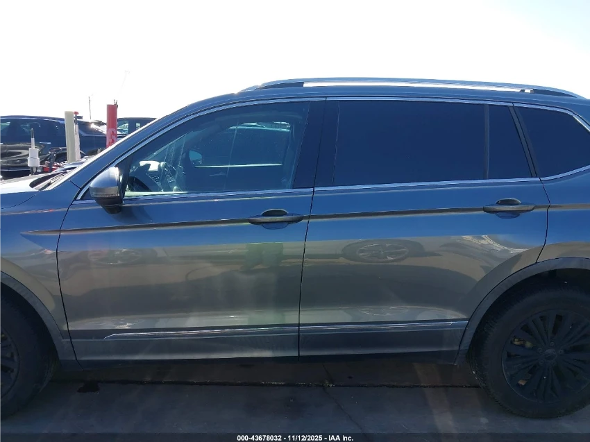 VW Tiguan 2.0T SEL* �������* PANO* ������* ���� | Mobile.bg � ����������� 12