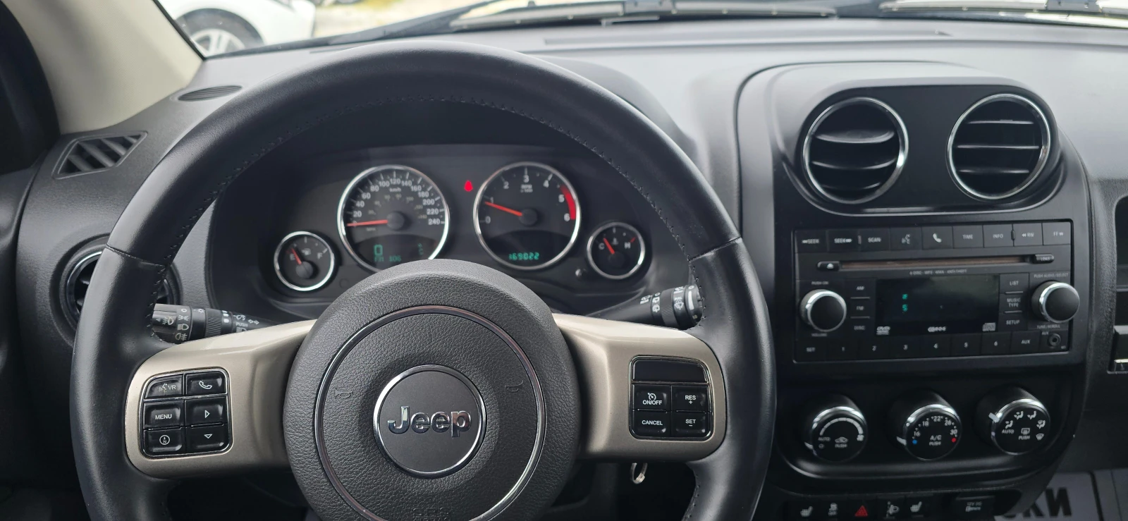 Jeep Compass 2.2D 4x4 FULL FACELIFT, снимка 6 - Автомобили и джипове - 54474860