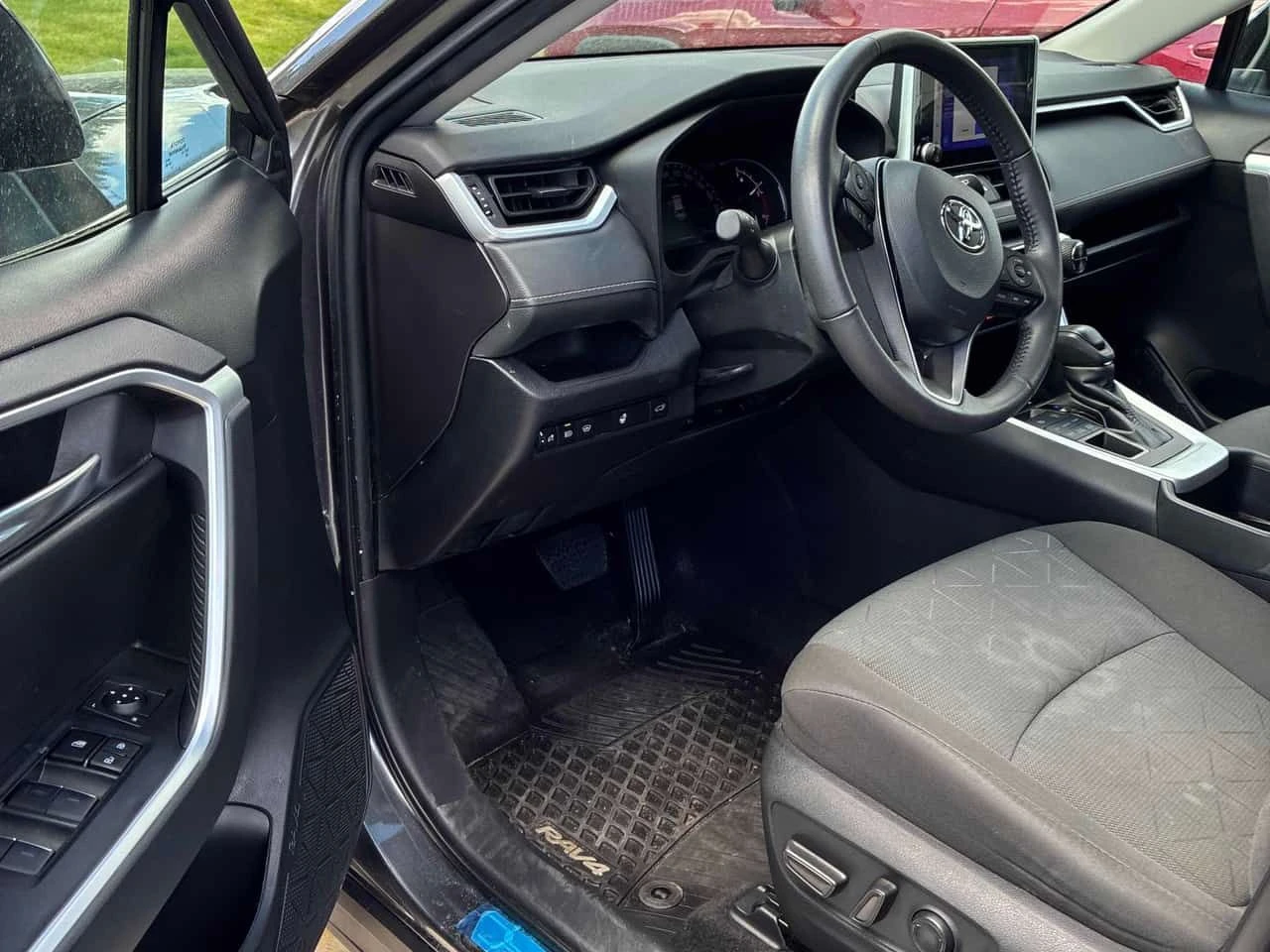 Toyota Rav4 * XLE * CARFAX * ПАНО * KEYLESS * ПОДГРЕВ, снимка 5 - Автомобили и джипове - 54760182