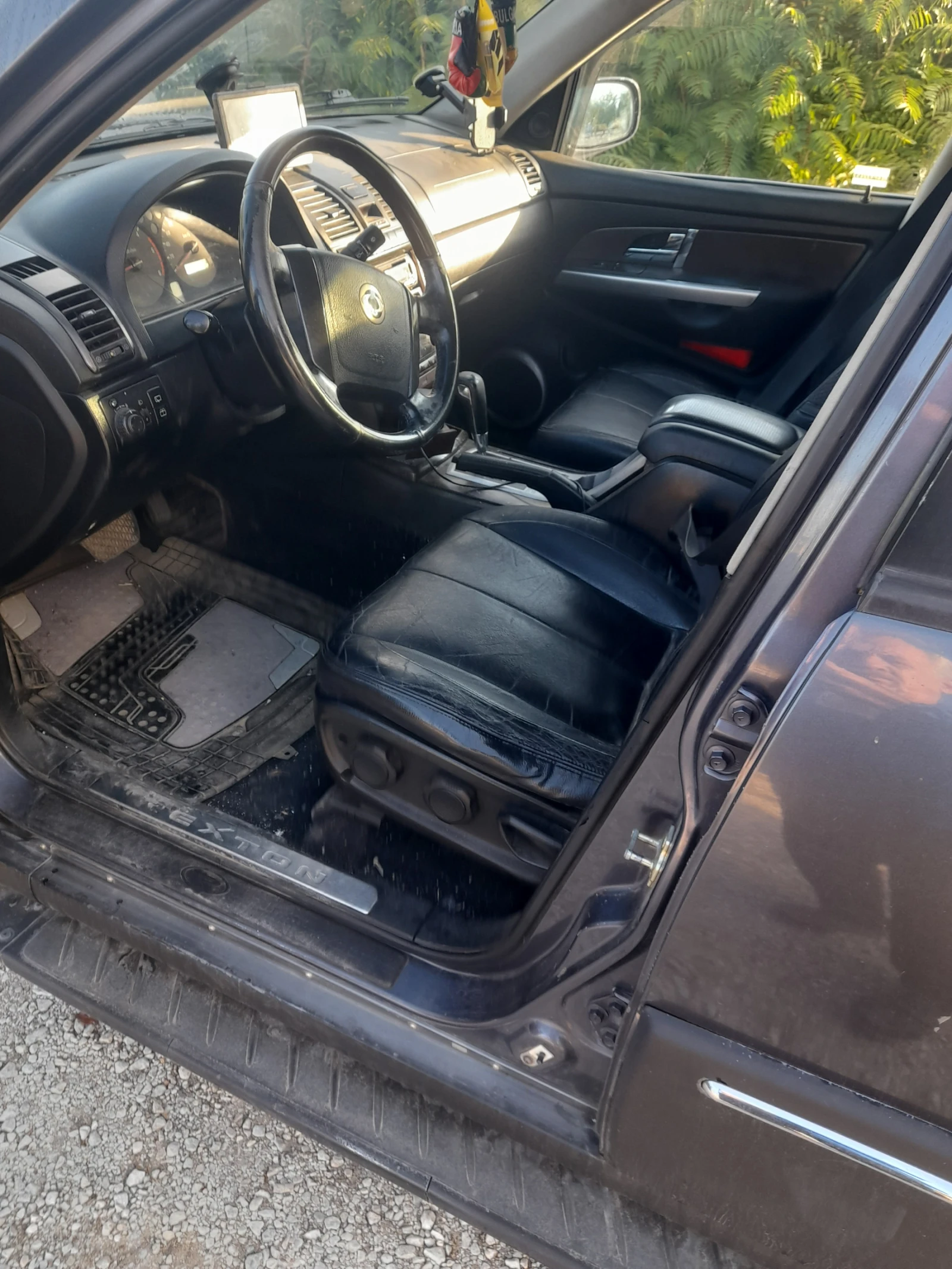 SsangYong Rexton, снимка 5 - Автомобили и джипове - 55004988
