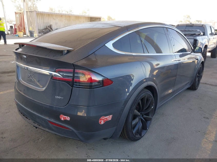 Tesla Model X 100D, снимка 4 - Автомобили и джипове - 55893514