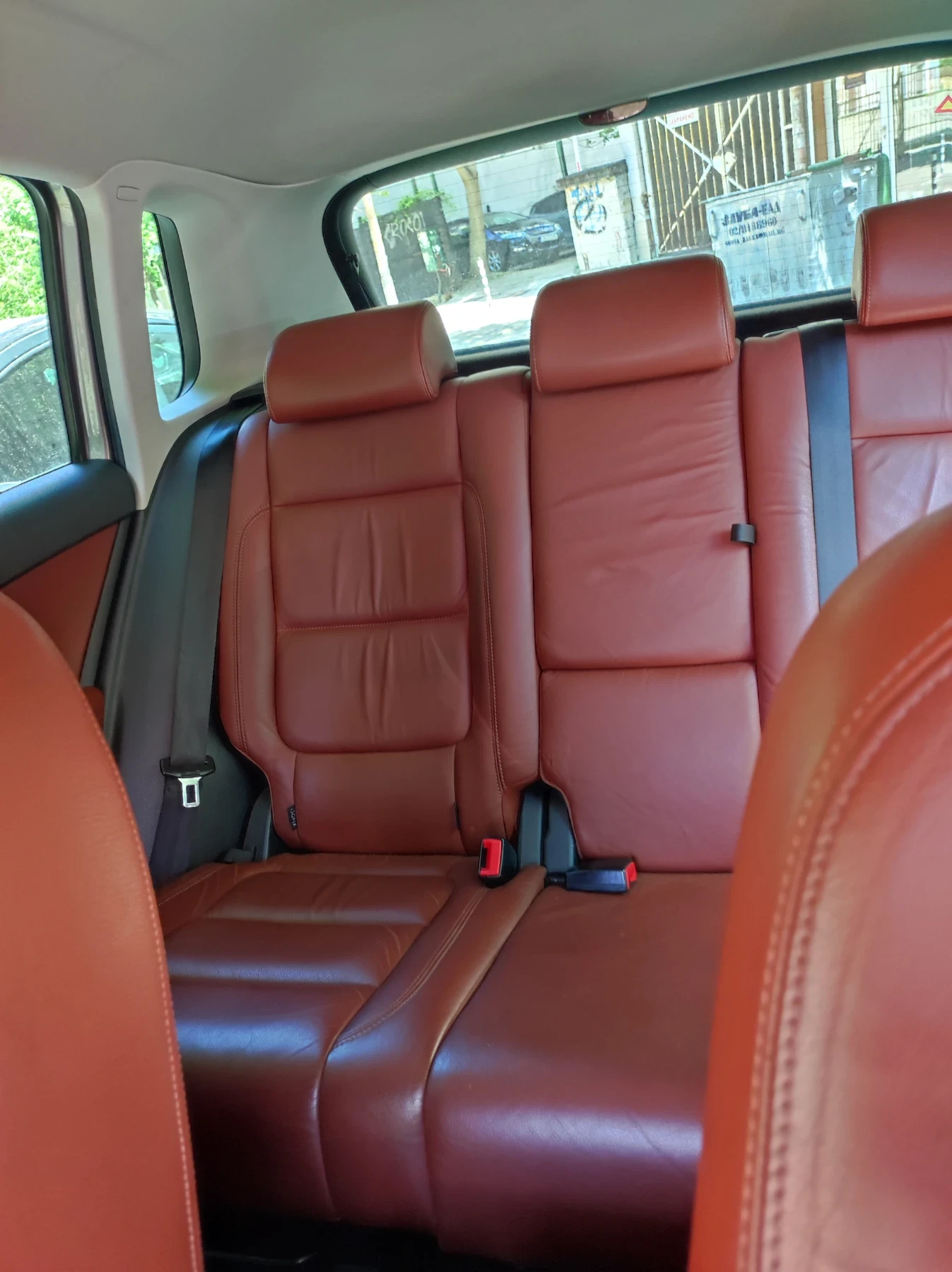 VW Tiguan, снимка 9 - Автомобили и джипове - 56048915