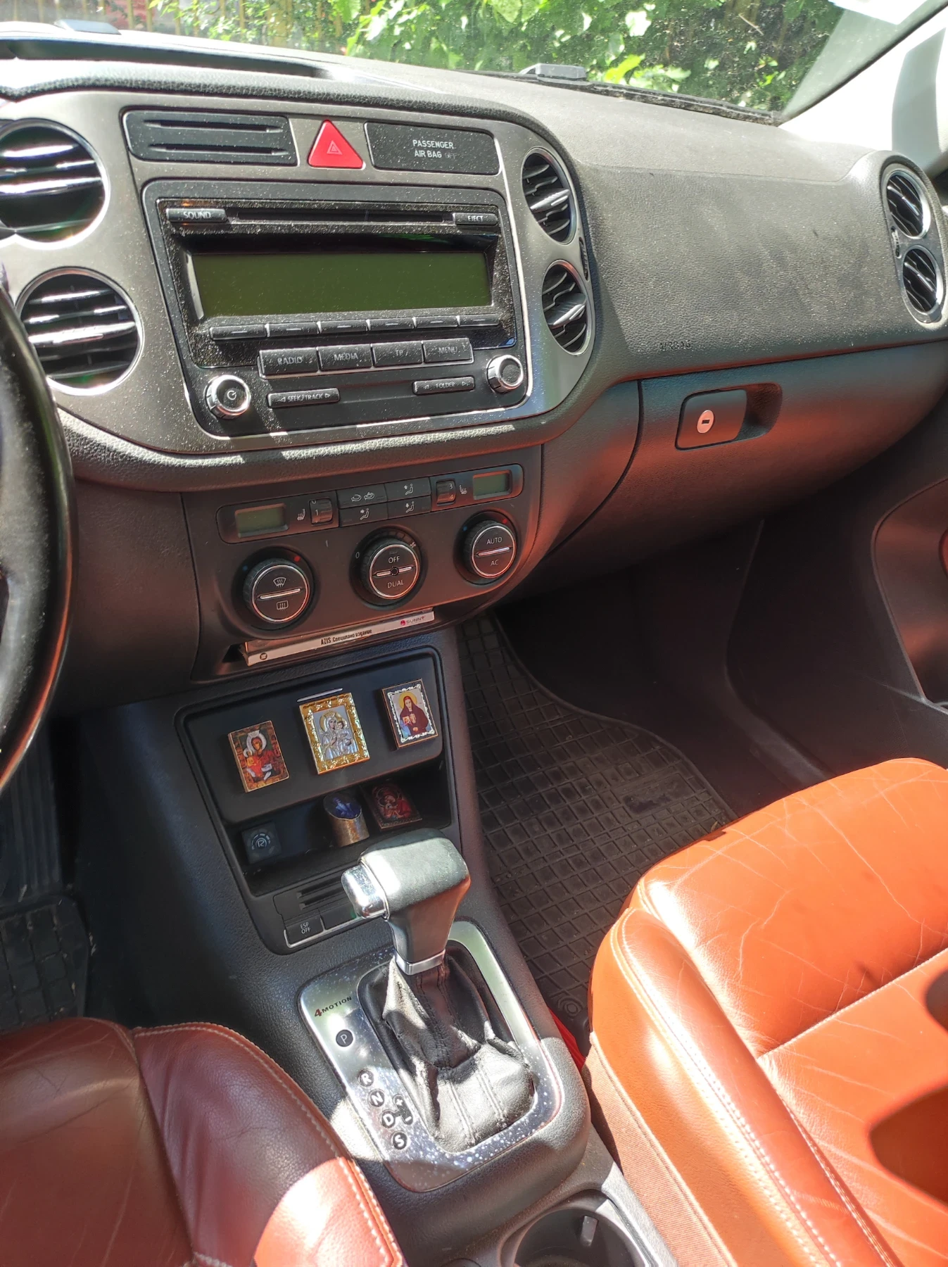 VW Tiguan, снимка 7 - Автомобили и джипове - 56048915