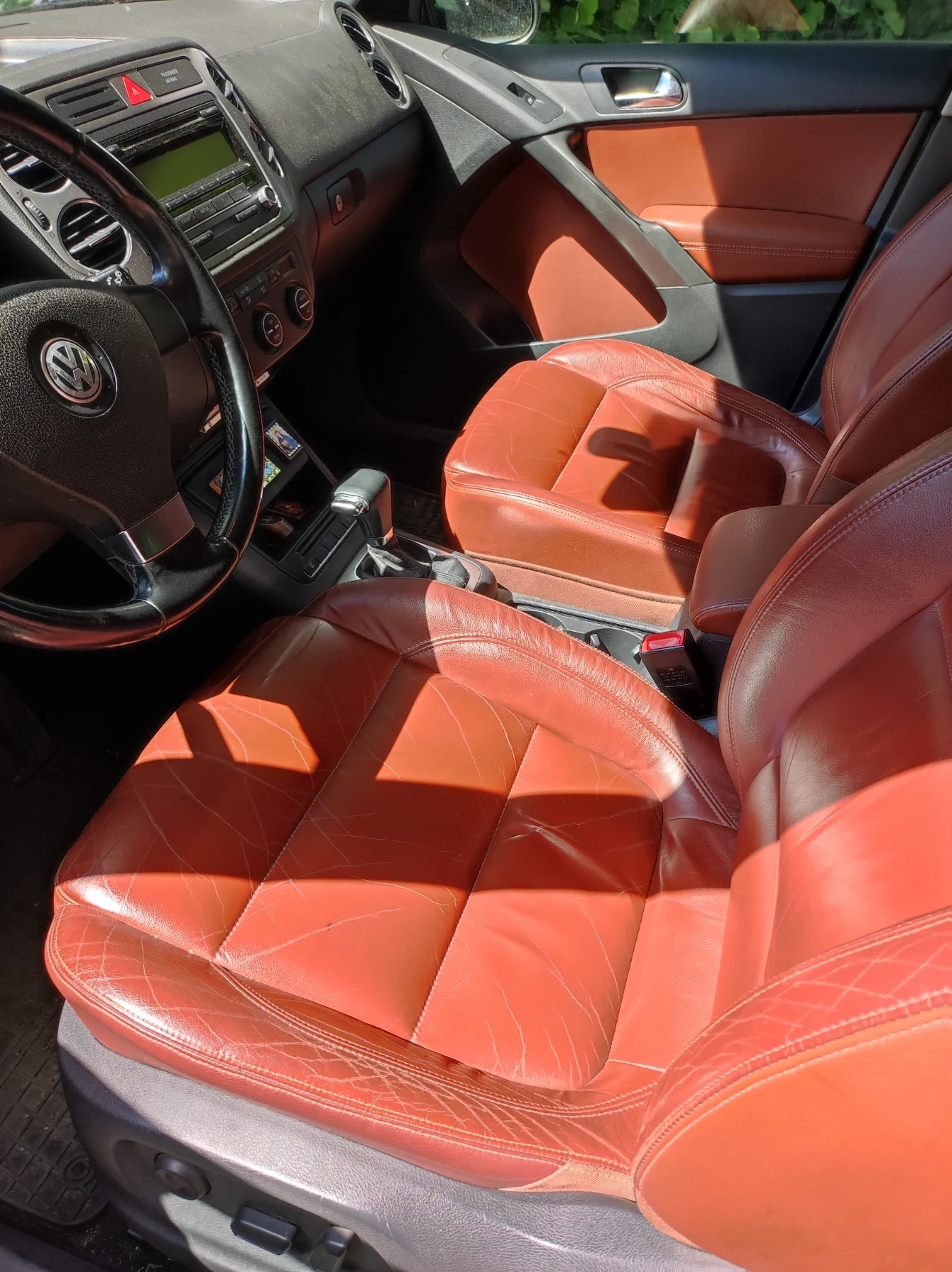 VW Tiguan, снимка 5 - Автомобили и джипове - 56048915