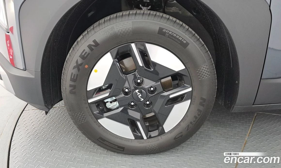 Kia Seltos Gasoline 1.6T 2WD Trendy, снимка 5 - Автомобили и джипове - 56134633