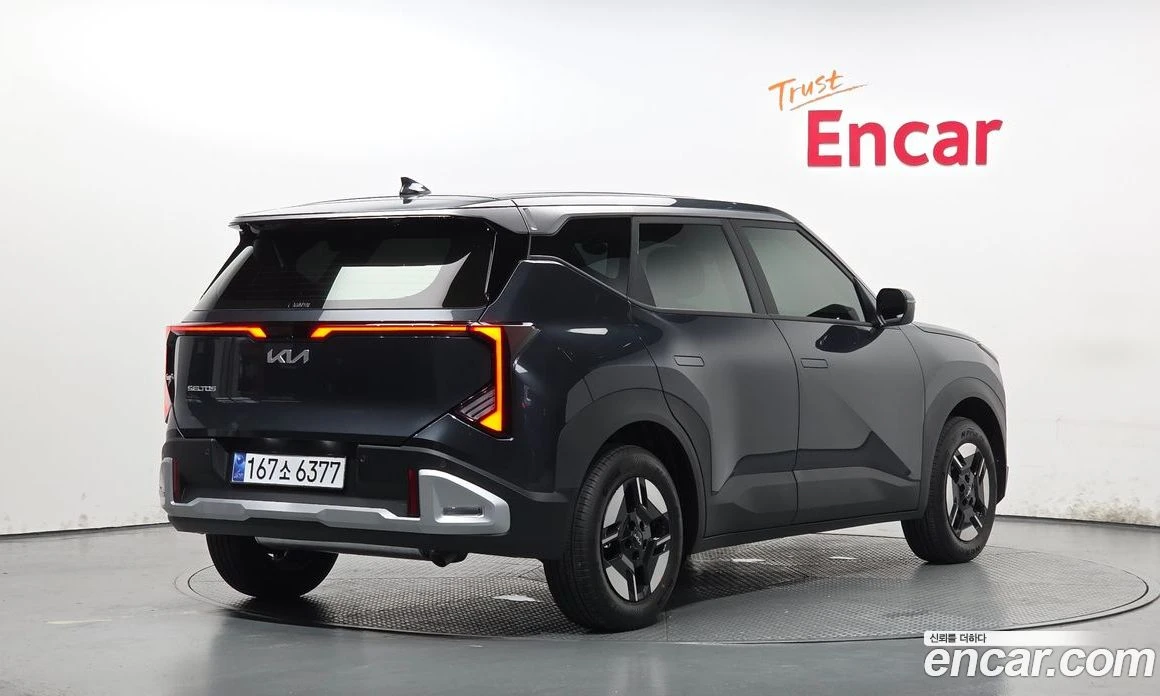 Kia Seltos Gasoline 1.6T 2WD Trendy, снимка 2 - Автомобили и джипове - 56134633