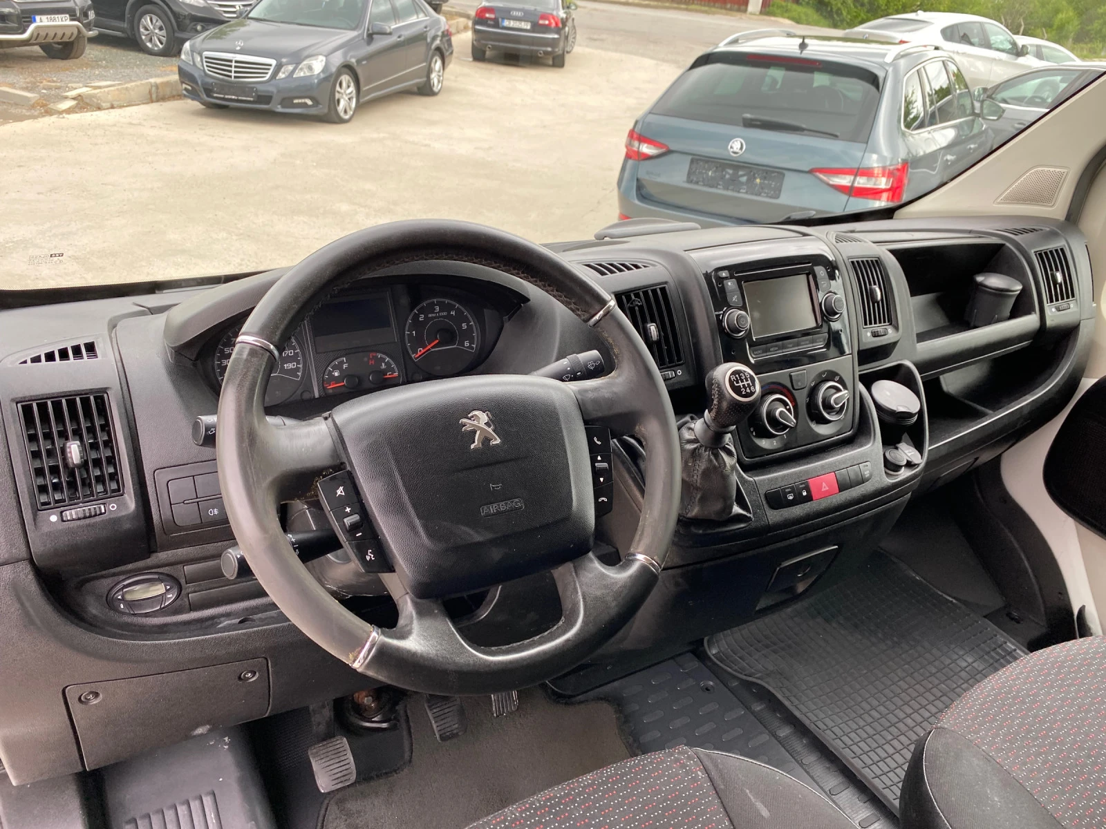 Peugeot Boxer 2.2HDI-130кс= 6СКОРОСТИ= КЛИМАТИК= АВТОПИЛОТ - изображение 8