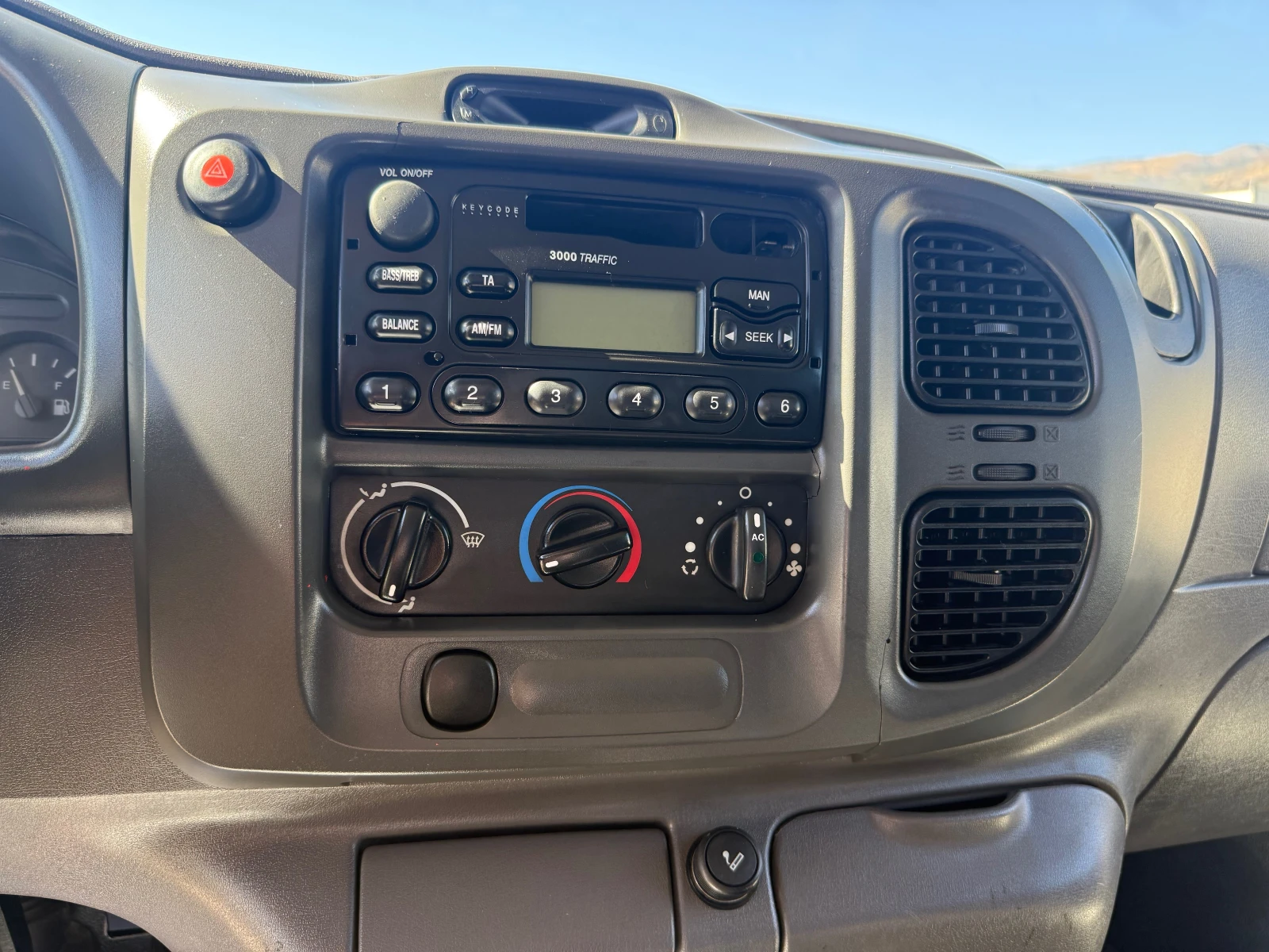 Ford Transit КЛИМАТИК, снимка 14 - Бусове и автобуси - 56360357