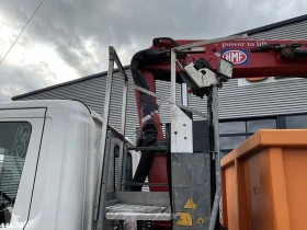 Scania P P320 Самосвал с кран, снимка 11