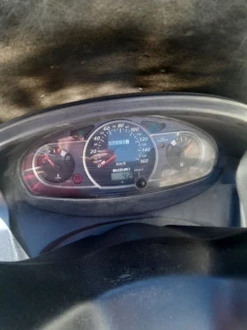 Suzuki Burgman, снимка 4