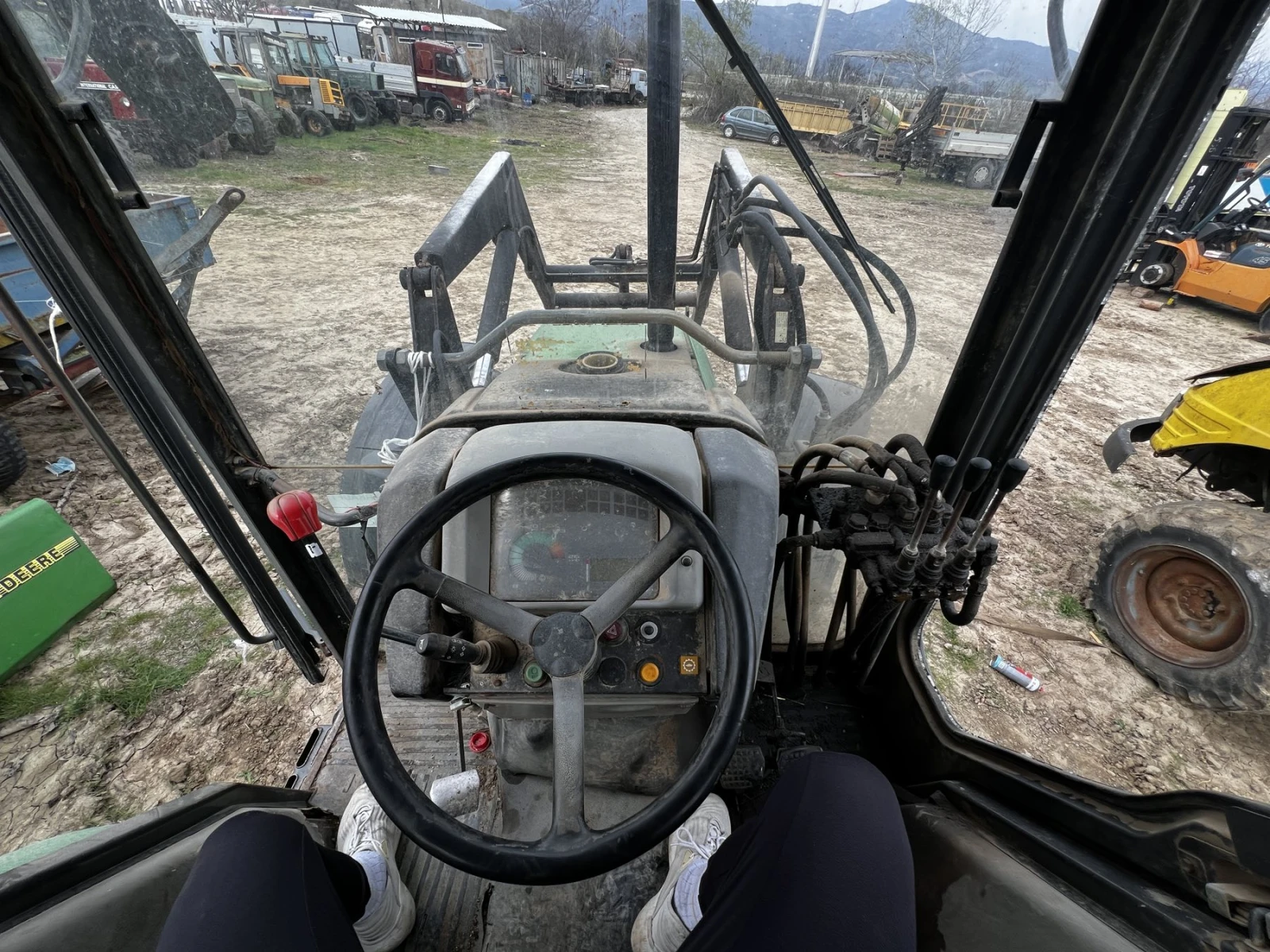 Трактор John Deere, снимка 9 - Селскостопанска техника - 53923869