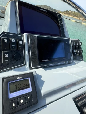   Ranieri Cayman 28 Executive Trofeo | Mobile.bg    14