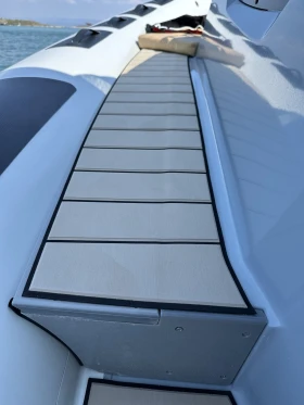 Обява за продажба на Надуваема лодка Ranieri Cayman 28 Executive Trofeo ~ 161 000 EUR - изображение 4