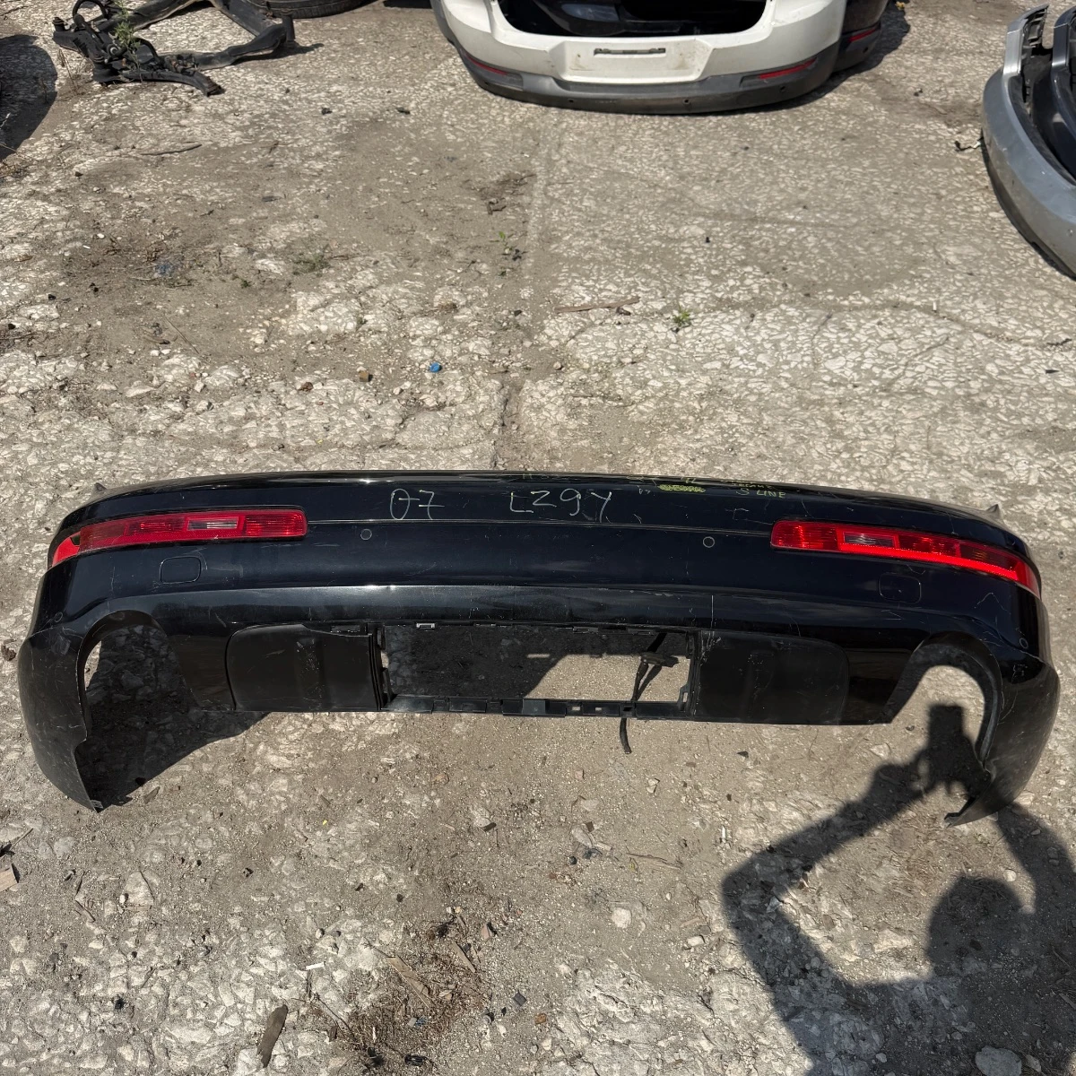 Задна броня за Audi Q7 4L S-line с отвор за теглич 4L0807511G ном 32 4L0807511G-