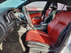 Dodge Charger RT 5.7 V8 HEMI CARPLAY ЧЕРВЕНА КОЖА ИДЕАЛЕН ЗА ГАЗ - 11500 € / 22492.04 лв. - 82914282 7