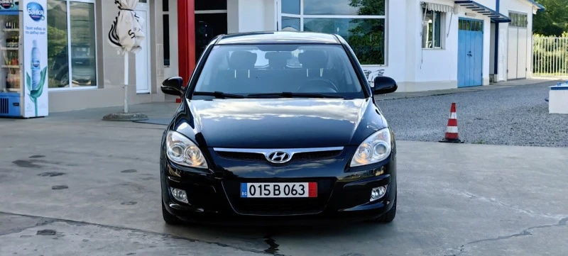 Hyundai I30 1.6CRDI 116 К. С ПЕРФЕКТНА, снимка 7 - Автомобили и джипове - 46059572