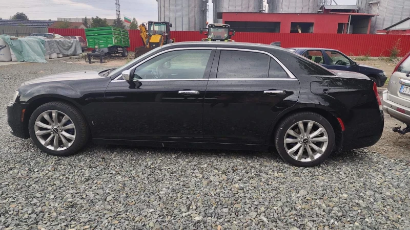 Chrysler 300c, снимка 15 - Автомобили и джипове - 47463795