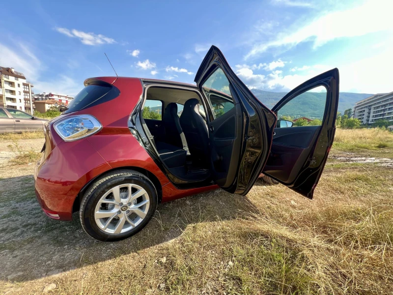 Renault Zoe, снимка 11 - Автомобили и джипове - 48303082