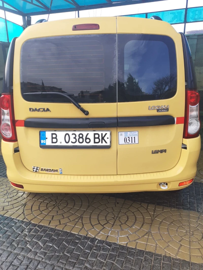 Dacia Logan, снимка 2 - Автомобили и джипове - 48357071