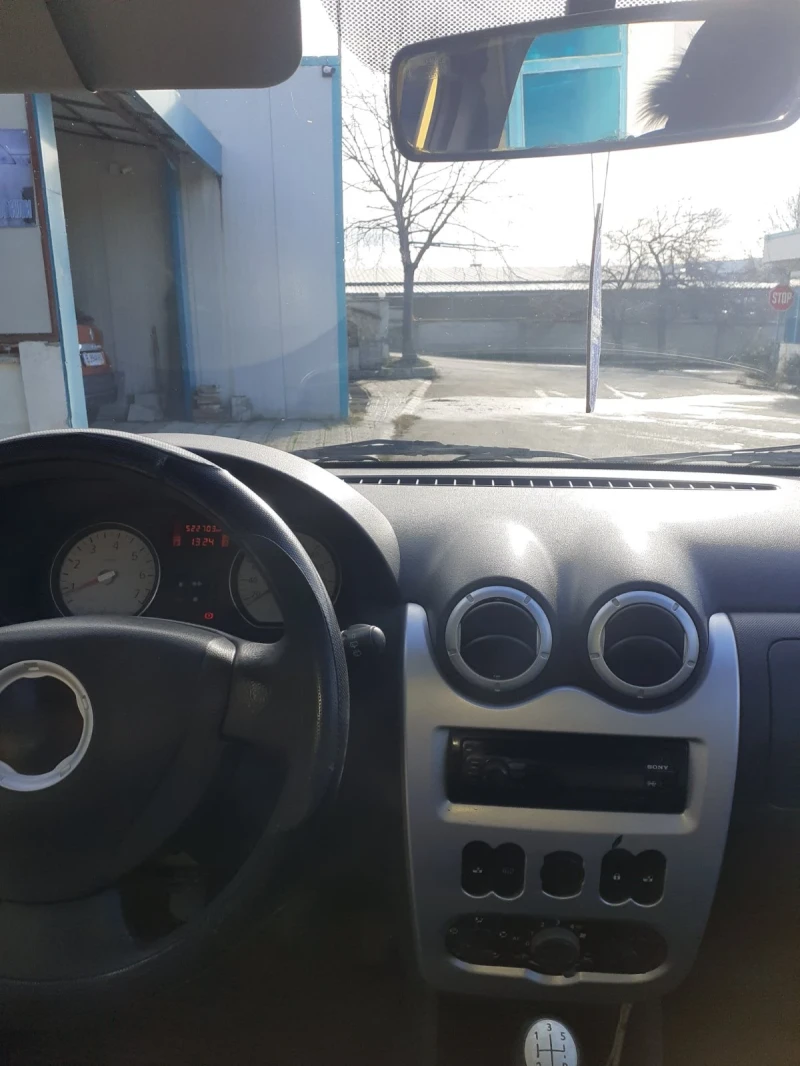 Dacia Logan, снимка 9 - Автомобили и джипове - 48357071